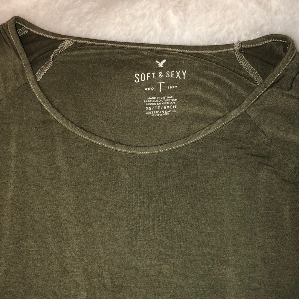 American eagle long sleeve shirt
